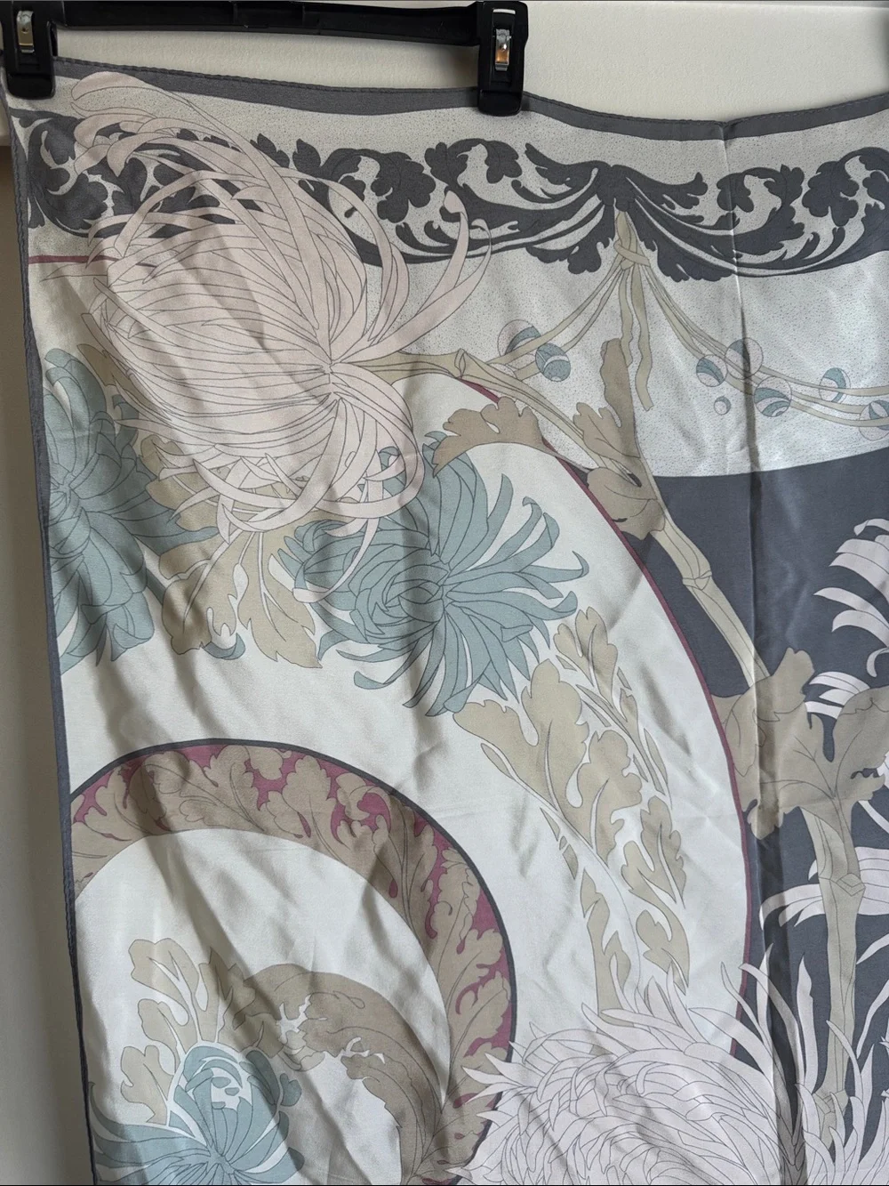 Vintage 1970s Ginnie Johansen Floral Abstract Art Deco Silk Scarf 34 x 34